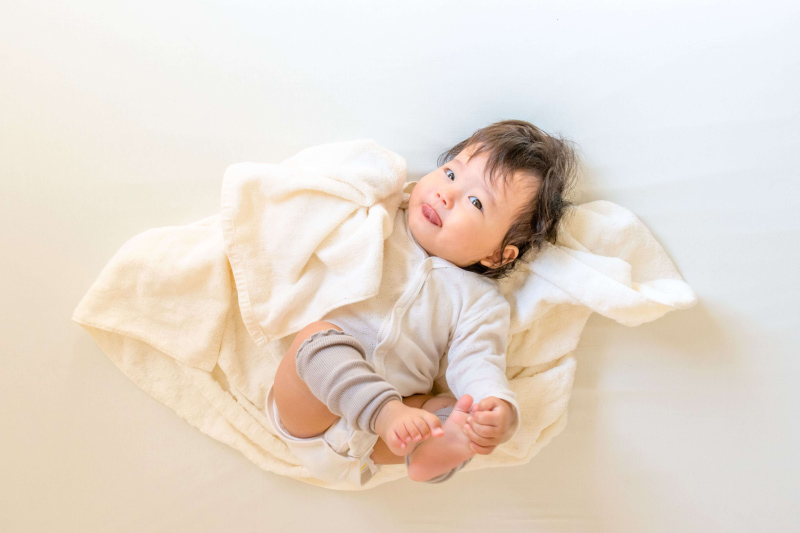 赤ちゃん・新生児のお風呂上がりは水分を飲ませた方がいい？